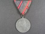 Medaile Za zranění z r. 1917 na stuze za jedno zranění