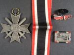 Válečný záslužný kříž s meči 2. třídy, zinek + dekret + udělovací sáček