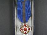 Řád Rumunské koruny, důstojník, civilní skupina. typ 1932-1947, chybí rozeta na stuze, originální etue