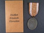 Německá pamětní medaile za budování obranného valu + udělovací sáček