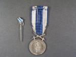 Československá vojenská medaile Za zásluhy, stříbrná + miniatura