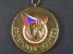 SPORTOVNÍ DEKORACE - Zlatá medaile z II. celostátní spartakiády 1960, pozlacený bronz, smalty