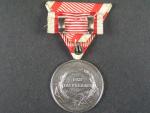 Medaile za statečnost I. třídy, Ag, na hraně značeno A, původní vojenská stuha, vydání 1914 - 1917