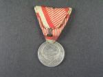 Medaile za statečnost II. třídy, Ag, původní vojenská stuha, vydání 1914 - 1917