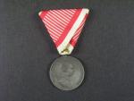 Bronzová medaile za statečnost, náhradní kov, nová vojenská stuha, vydání 1914 - 1917