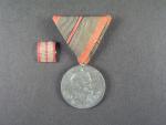 Medaile Za zranění z r. 1917 na stuze za jedno zranění