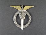 Odznak Pilot 3. třídy, číslo 10284, výrobce Zukov Praha