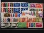 zn. Mi. č. 821 - 43 ve čtyřblocích, 844 - 51, 878 - 946, 159 EUR