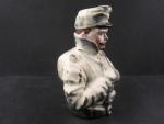 Porcelánová bysta RU vojáka sloužící jako pokladnička, období I. sv války