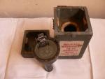 Navigační kompas RAF, raženo Air Ministry, původní  bedna
