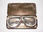 Britské brýle Mk.II z 2. sv. války, vše původní včetně plechové krabičky , raženo 1943.
