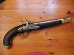 Vojenská pistole vz.1798/1840-délky 42.7 cm, jedná se o celopažbenou jednohlavňovou pistoli rakouské jízdy, která je velmi dobře signována inspekčními a přejímacími značkami