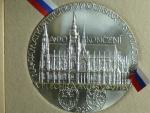 AR medaile dokončení stavby Chrámu sv. Víta, Ag 800, 70mm, 136,51g, náklad 42 ks, ražba kremnice 2017, dřevěná etue, certifikát, osvědčení puncovního úřadu