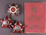 Řád vlastenecké války II. st. č.301299, 2x Řád rudé hvězdy č.3405846 a 3417911, k tomu řádová knížka