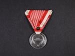 Medaile za statečnost II. třídy, Ag, nová vojenská stuha, vydání 1914 - 1917