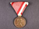 Bronzová medaile za statečnost, novodobá vojenská stuha, vydání 1914 - 1917