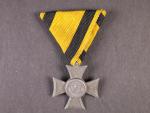 Vojenský služební kříž III.tř. za 6 let služby, vydání z let 1913 - 1918, zinek, původní stuha