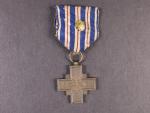 Pamětní odznak SNG - Kříž za věrné služby s podpisem medailéra