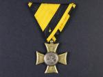 Vojenský služební kříž pro poddůstojníky a mužstvo II.tř. za 10 let služby, 4. vydání z let 1913 - 1918, původní stuha