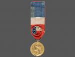 Čestná medaile min. obchodu a průmyslu, pozlacený bronz, uděleno 1946