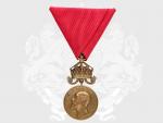Bronzová medaile za zásluhy s korunou, původní etue