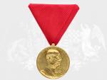 Vojenská jubilejní pam. medaile z r.1898, zlacený bronz, původní stuha a ministužka, nádherný stav