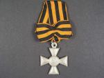 Kříž sv. Jiří 4.tř. č. 1/M 230805, bílý kov, vydámí 1917 - 1918