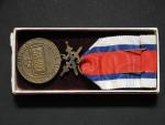 Bronzová medaile DOK za věrné služby 1918-1919 , etue + dekret