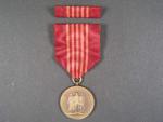 Pamětní medaile k 25. výročí vítězného února