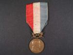 Čestná medaile zahraničních záležitostí s meči, varianta