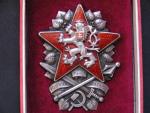 Odznak vojenské akademie 1948 č.187, výrobce Zukov Ag900