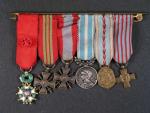 Spojka miniatur, Řád čestné legie, Válečný kříž 1939-1945, Válečný kříž za operace na vnějších bojištích, pamětní koloniální medaile, pamětní medaile na 1939 - 1945, kříž bojovníků.