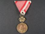 Královská domácí medaile krále Alexandra I. Karageorgeviče, zlatá medaile 1. třídy