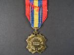 Zlatá civilní záslužná medaile
