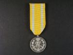 Stříbrná medaile Fridricha Augusta na válečné stuze