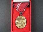 Bronzová medaile za zásluhy o červený kříž + etue