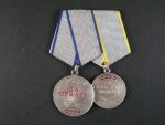 Spojka medaile za odvahu č. 3634524 a medaile za bojové zásluhy č.2394096