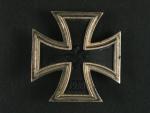 Železný kříž I. stupně 1939 se sponou, výrobce P. Meybauer, Berlin