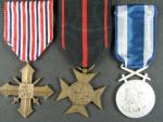 Válečný kříž 1939, stříbrná medaile za zásluhy, odznak SOPV + dekrety
