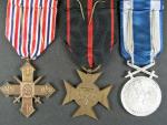 Válečný kříž 1939, stříbrná medaile za zásluhy, odznak SOPV + dekrety