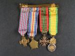 Spojka miniatur, Vojenská medaile, Válečný kříž 1939, Odznak za zranění, Kříž bojovníků
