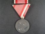 Zlatá medaile za statečnost, 1914-1917, náhradní kov, zinek, zlacení setřelé