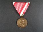 Bronzová medaile za statečnost, varianta, nová vojenská stuha, vydání 1914 - 1917