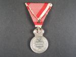 Stříbrná vojenská záslužná medaile Signum Laudis F.J.I., Ag, původní voj. stuha