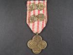 Československý válečný kříž (2x udělená pochvala)