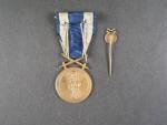Československá vojenská medaile Za zásluhy, bronzová + miniatura