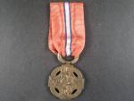 Československá revoluční medaile dutá varianta bez podpisu medailera se štítkem  31