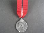 Pamětní medaili na tažení na východ, výrobce J.E.Hammer & Sohne Geringswalde