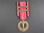 Pamětní medaile čs. armády v zahraničí se štítkem FRANCIE a STŘEDNÍ VÝCHOD