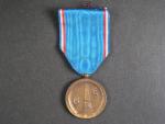 Francouzsko-Československá pamětní medaile města Darney + etue